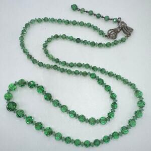 1950s vintage 38" green glass aurora borealis AB graduated beaded necklace